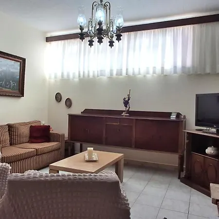 Sokraki Mountain House Apartment *